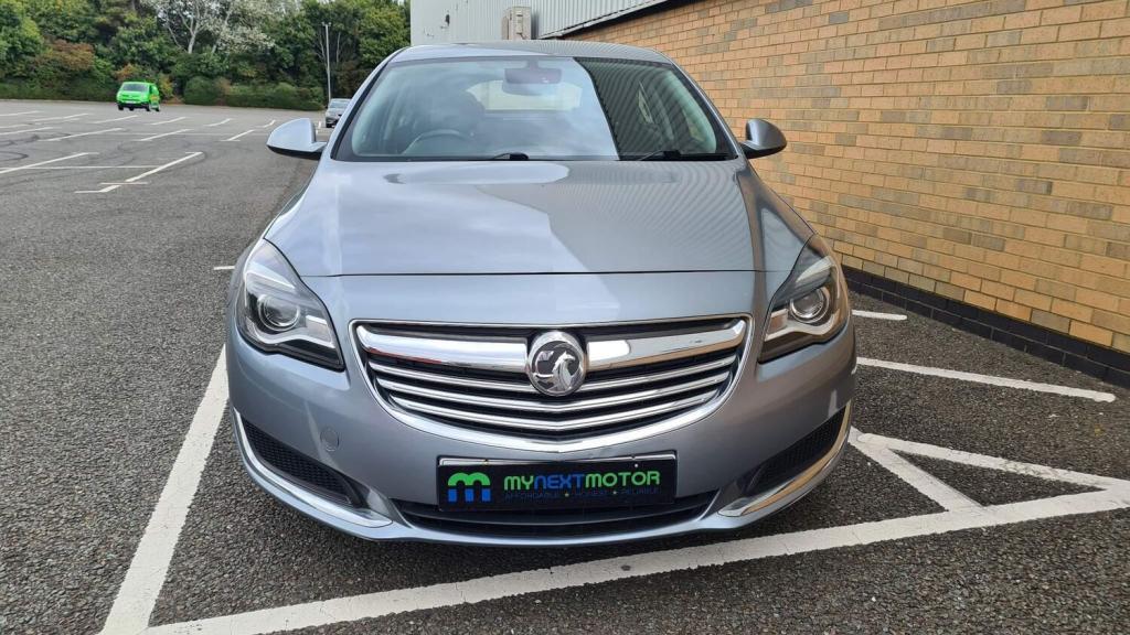 VAUXHALL INSIGNIA
