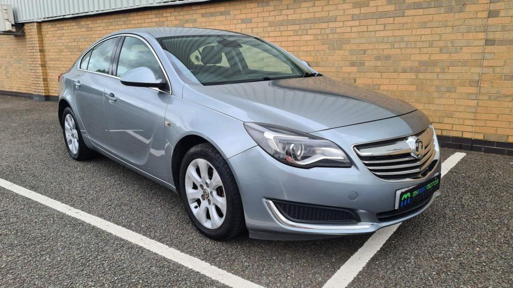 View VAUXHALL INSIGNIA 1.4i Turbo Tech Line Euro 6 (s/s) 5dr