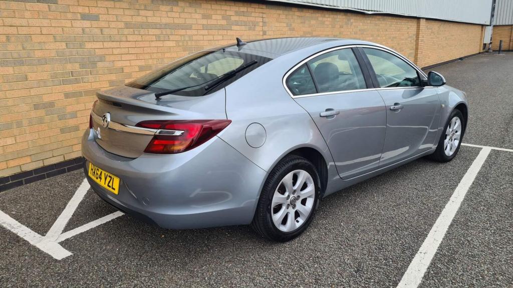VAUXHALL INSIGNIA
