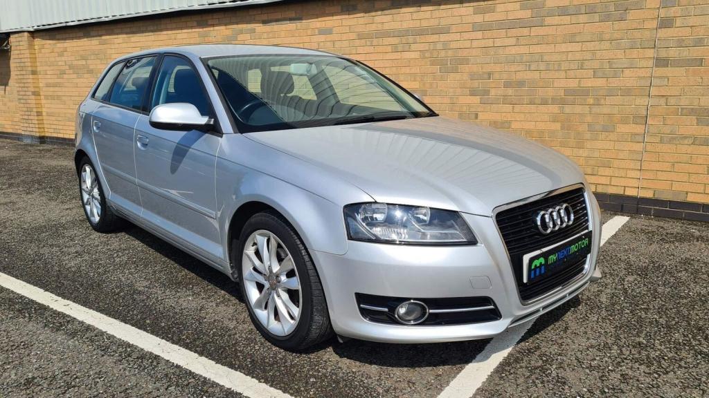 View AUDI A3 1.6 TDI Sport Sportback Euro 5 (s/s) 5dr