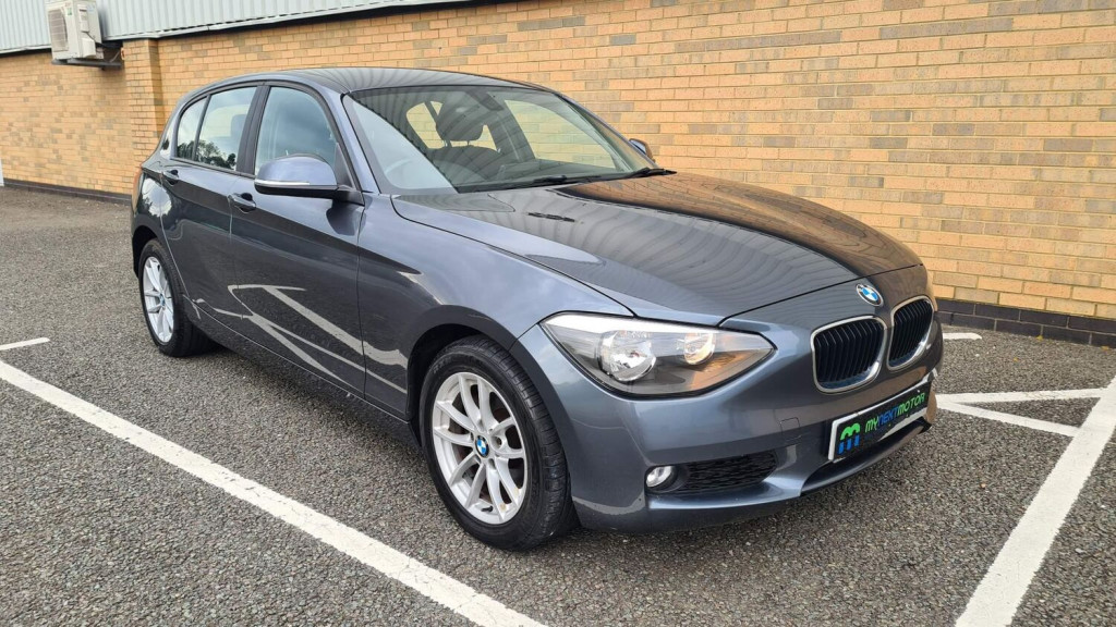 View BMW 1 SERIES 2.0 116d SE Euro 5 (s/s) 5dr