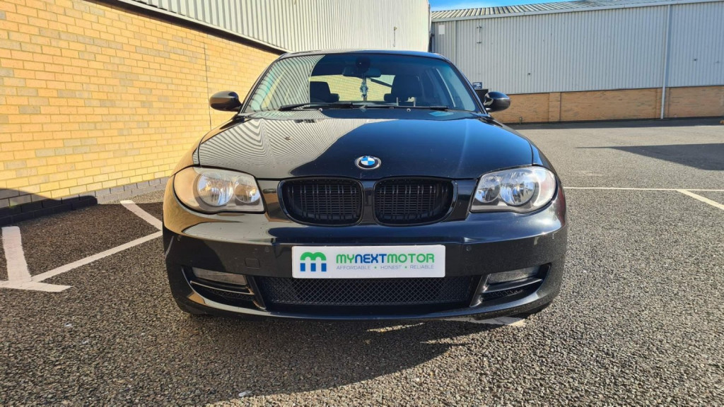 View BMW 1 SERIES 2.0 120d SE Euro 5 2dr