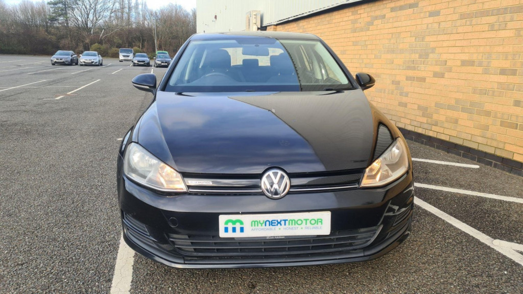 View VOLKSWAGEN GOLF 1.6 TDI BlueMotion Euro 5 (s/s) 5dr