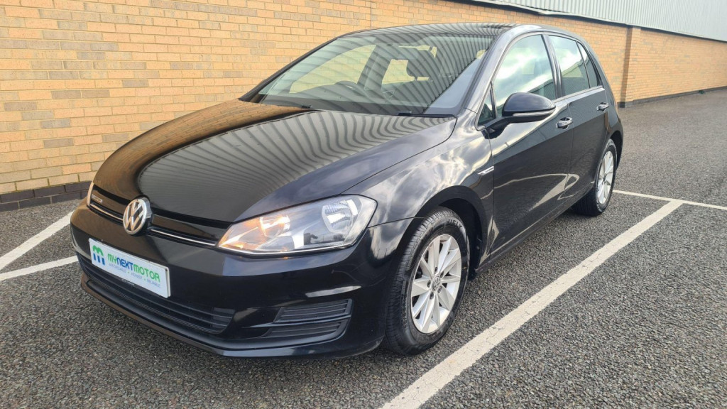 View VOLKSWAGEN GOLF 1.6 TDI BlueMotion Euro 5 (s/s) 5dr