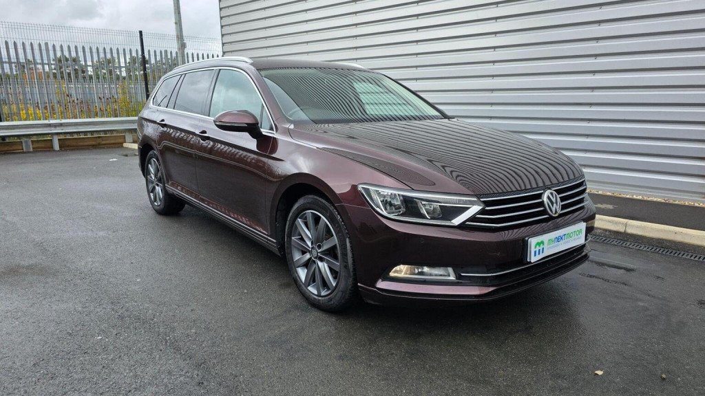 View VOLKSWAGEN PASSAT 2.0 TDI BlueMotion Tech SE Business Euro 6 (s/s) 5dr