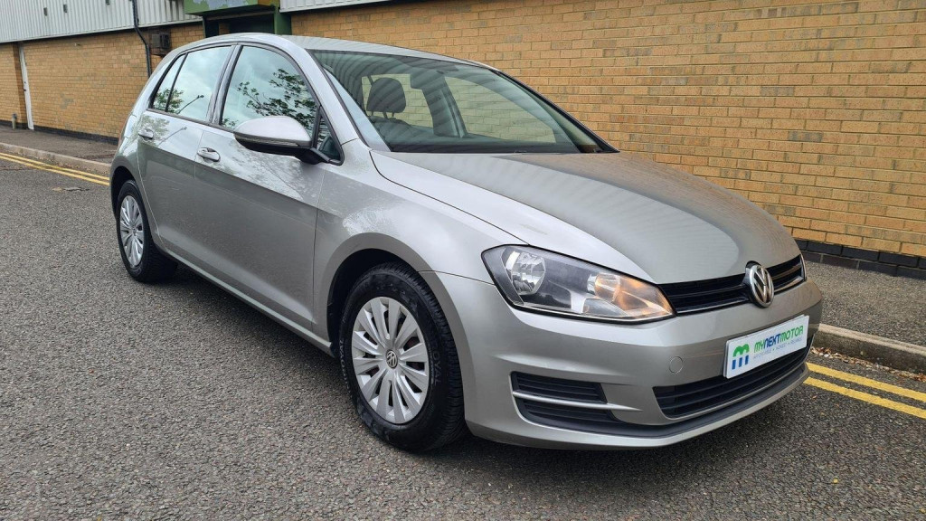 View VOLKSWAGEN GOLF 1.6 TDI BlueMotion Tech S Euro 5 (s/s) 5dr
