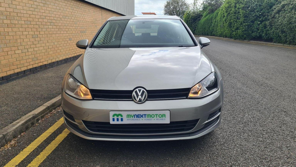 View VOLKSWAGEN GOLF 1.6 TDI BlueMotion Tech S Euro 5 (s/s) 5dr