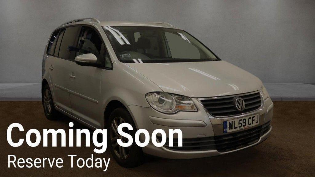 View VOLKSWAGEN TOURAN 1.9 TDI SE 5dr (7 Seats)