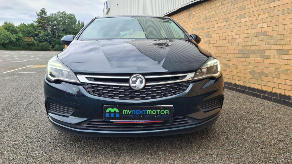 View VAUXHALL ASTRA 1.6 CDTi ecoFLEX Design Euro 6 (s/s) 5dr