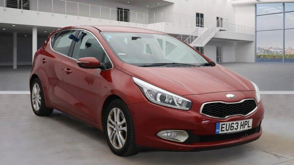 View KIA CEED 1.6 CRDi 2 Auto Euro 5 5dr