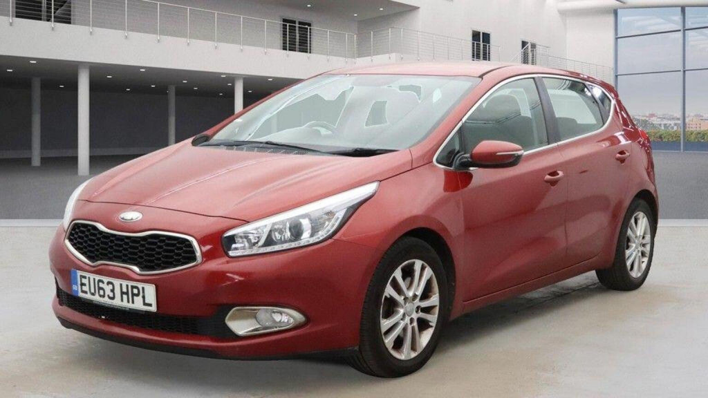 View KIA CEED 1.6 CRDi 2 Auto Euro 5 5dr