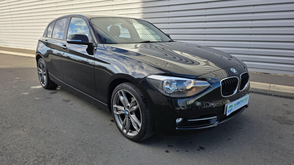 View BMW 1 SERIES 2.0 116d Sport Euro 5 (s/s) 5dr