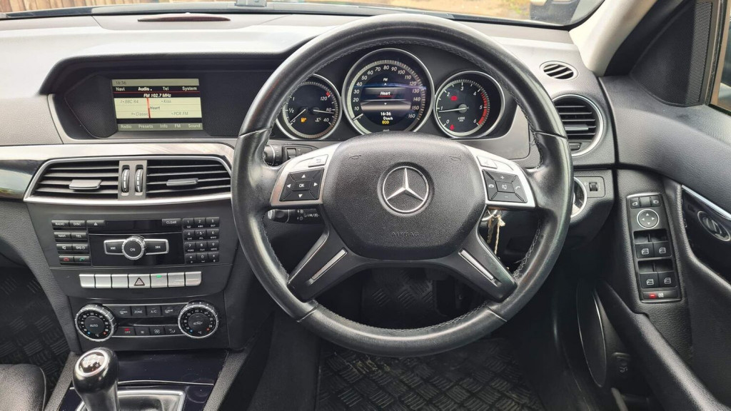 MERCEDES-BENZ C CLASS