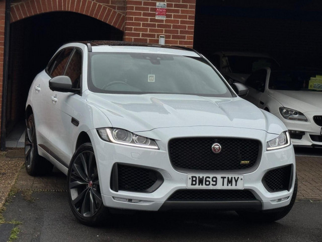 JAGUAR F-PACE 3.0 D300 V6 300 Sport Auto AWD Euro 6 (s/s) 5dr (2020/69)