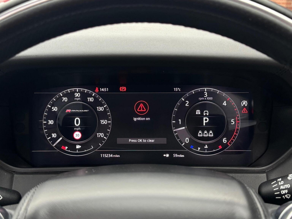 LAND ROVER RANGE ROVER VELAR