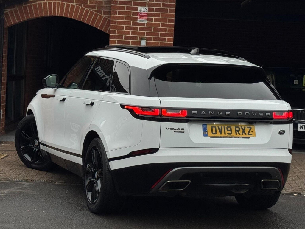 LAND ROVER RANGE ROVER VELAR