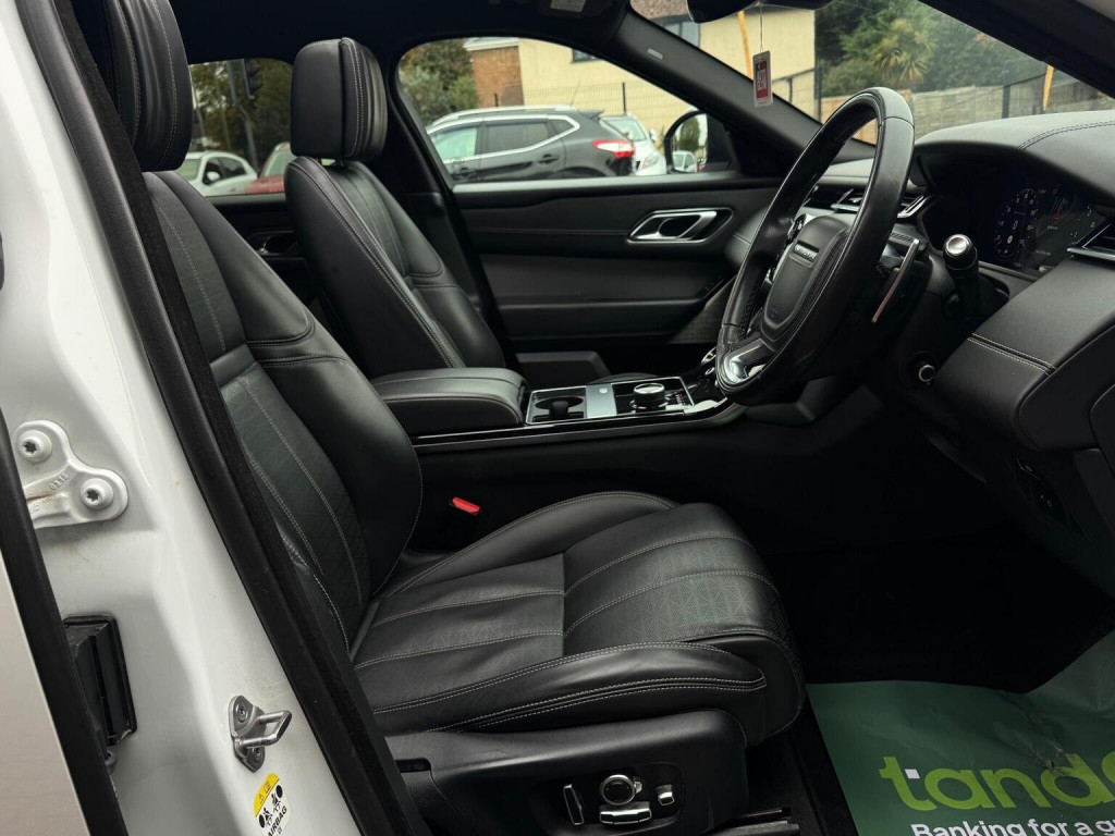 LAND ROVER RANGE ROVER VELAR