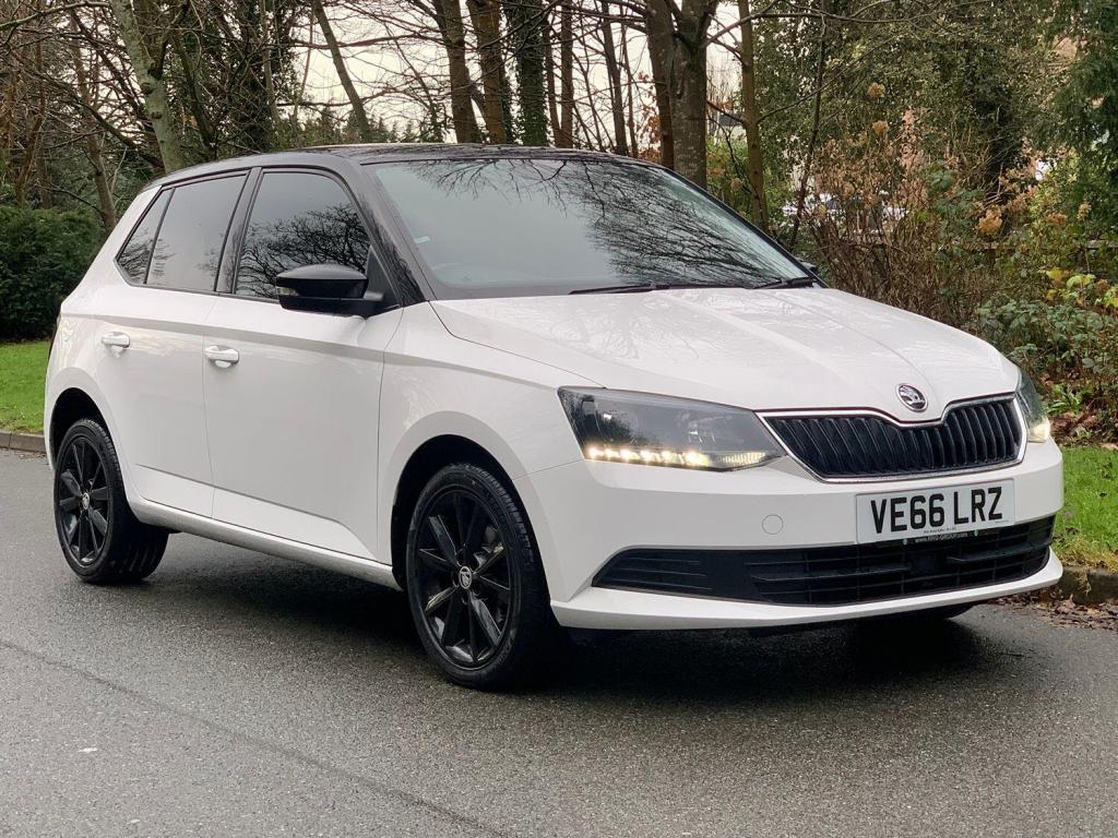 View SKODA FABIA 1.2 TSI Colour Edition 