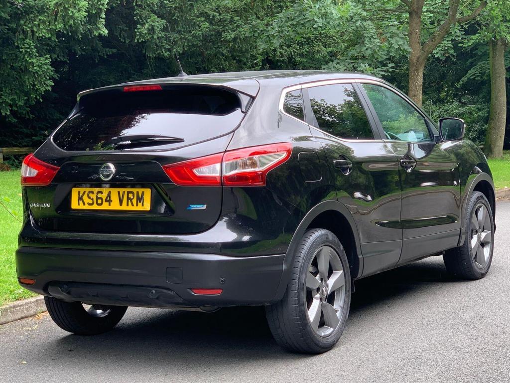 View NISSAN QASHQAI 1.5 dCi n-tec