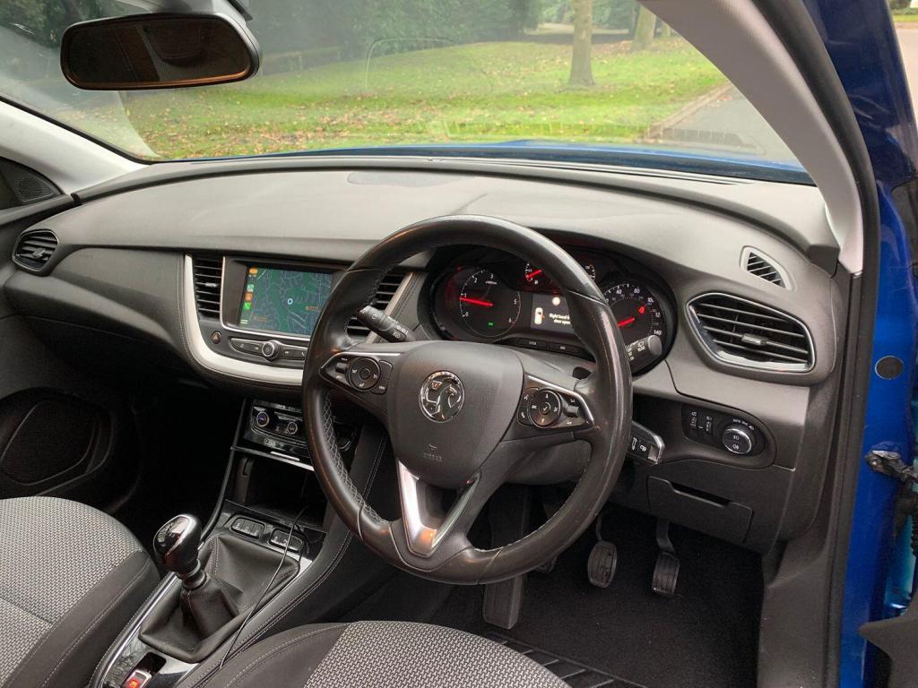 VAUXHALL GRANDLAND X