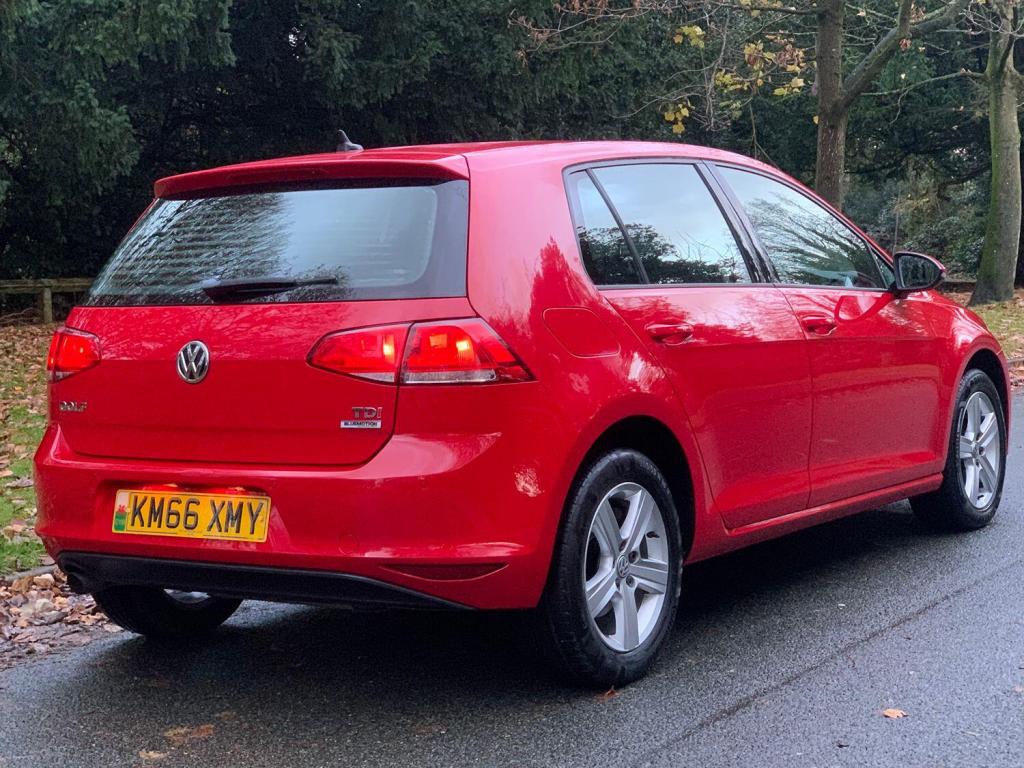 View VOLKSWAGEN GOLF 1.6 TDI BlueMotion Tech Match Edition