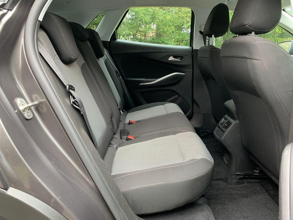 VAUXHALL GRANDLAND X