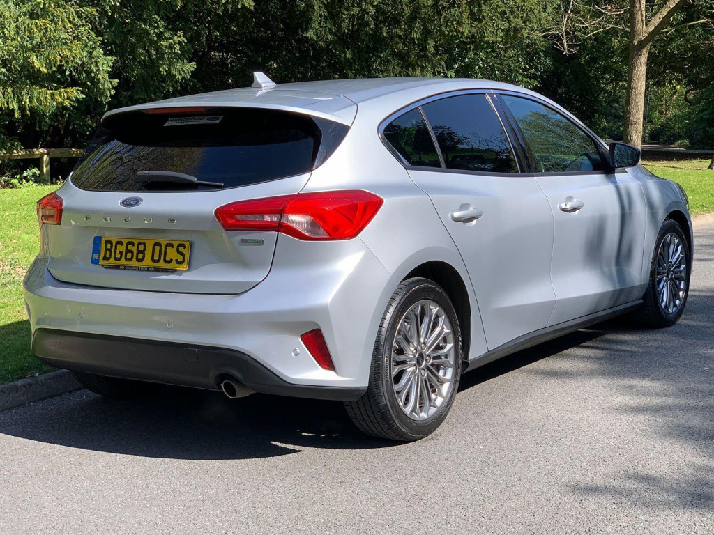 View FORD FOCUS 1.0 T EcoBoost Titanium X