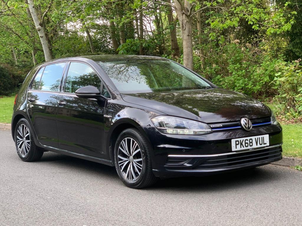 View VOLKSWAGEN GOLF 1.5 TSI EVO SE Nav