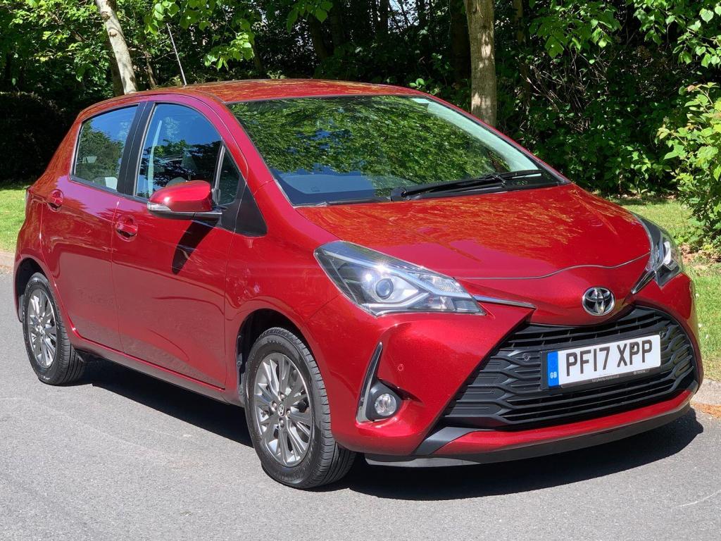 View TOYOTA YARIS 1.5 VVT-i Icon Tech