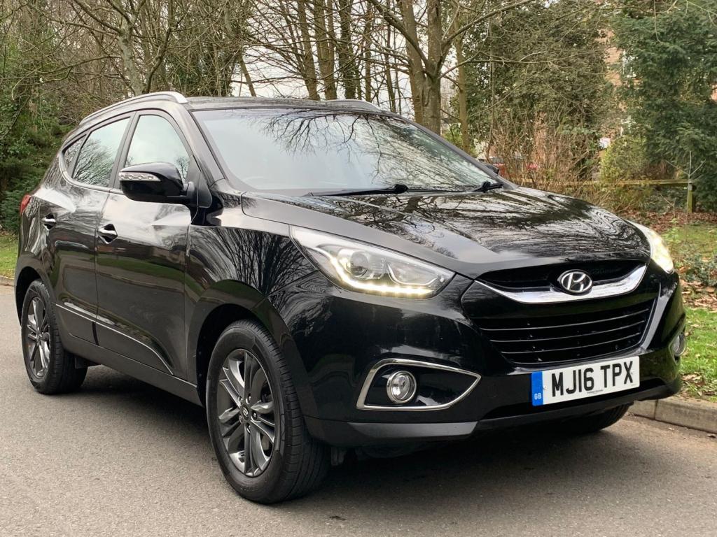 View HYUNDAI IX35 CRDI SE