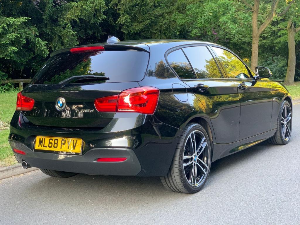 View BMW 1 SERIES 118D M SPORT