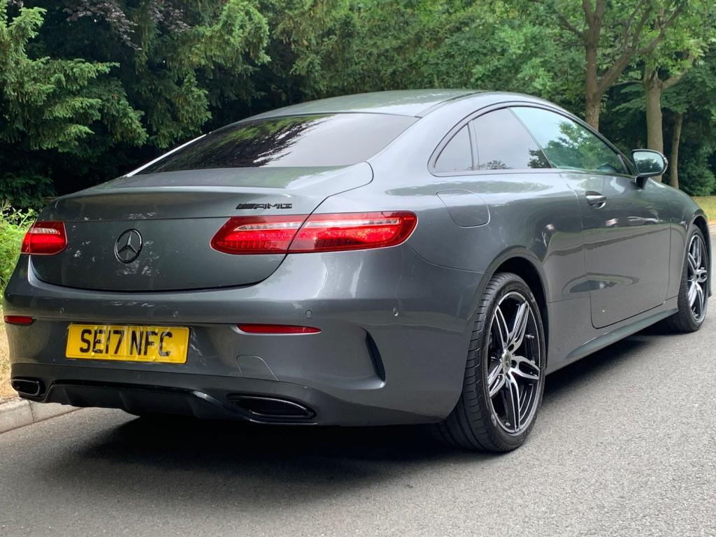 View MERCEDES-BENZ E CLASS E 220 D AMG LINE