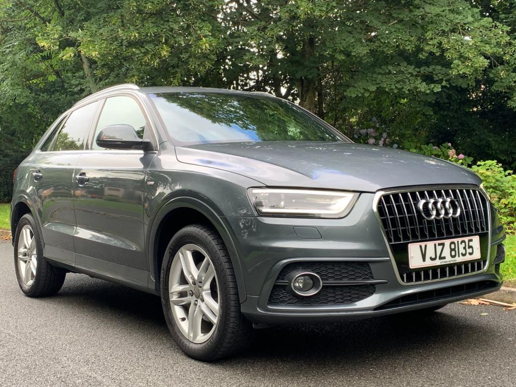 View AUDI Q3 TDI S LINE