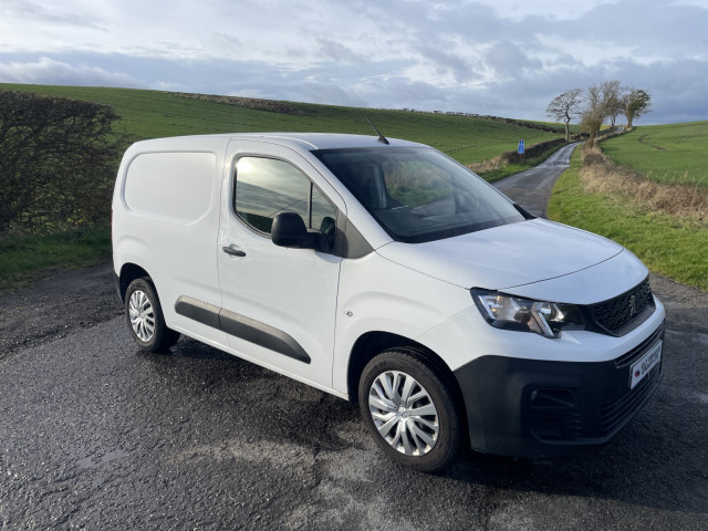 PEUGEOT PARTNER 1.5 BlueHDi 1000 Professional