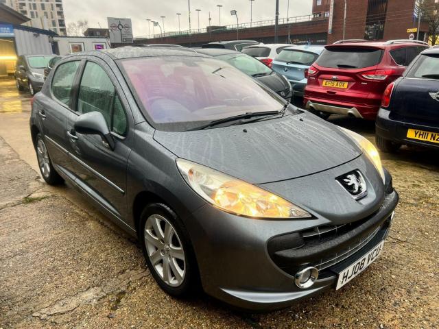 PEUGEOT 207 1.6 VTi SE Premium 5dr