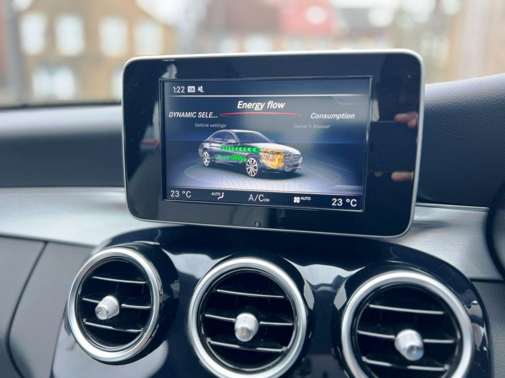 MERCEDES-BENZ C CLASS