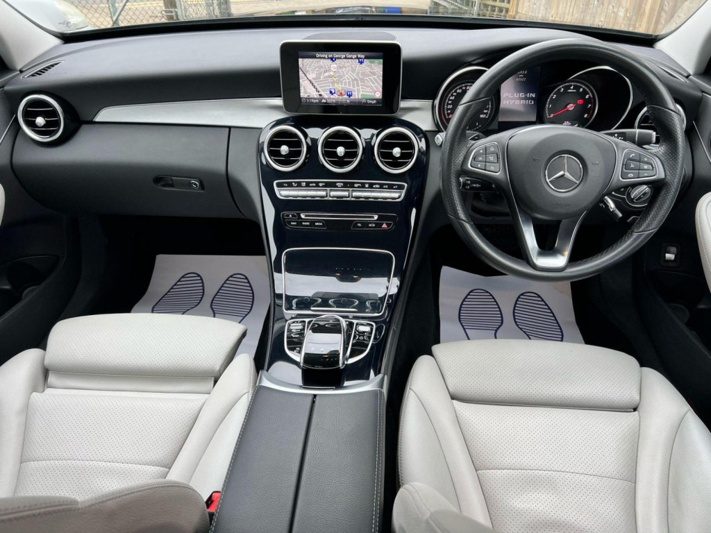 MERCEDES-BENZ C CLASS