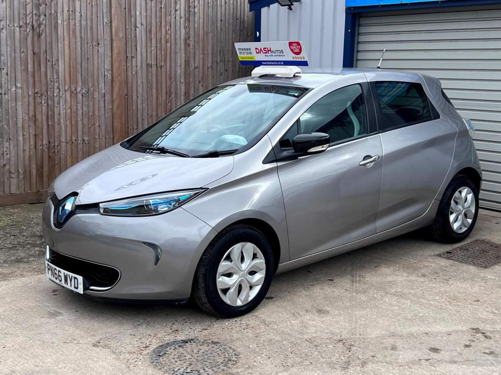 RENAULT ZOE