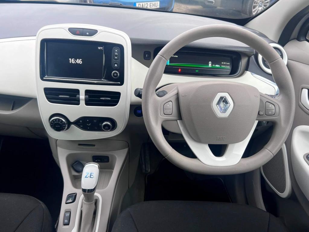 RENAULT ZOE