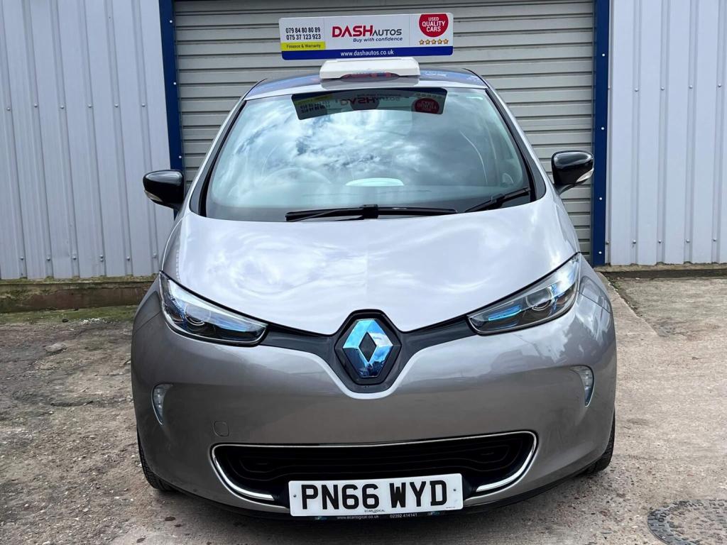 RENAULT ZOE