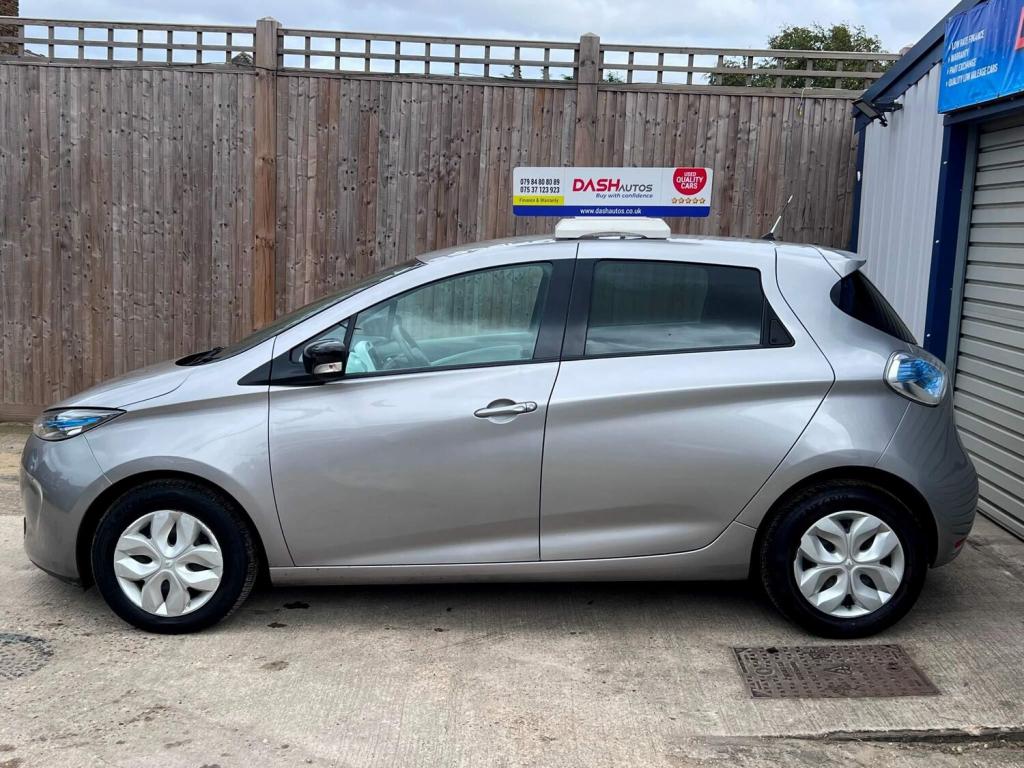 RENAULT ZOE