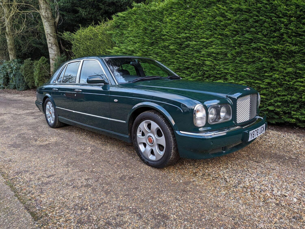 BENTLEY ARNAGE 6.8 Red Label 