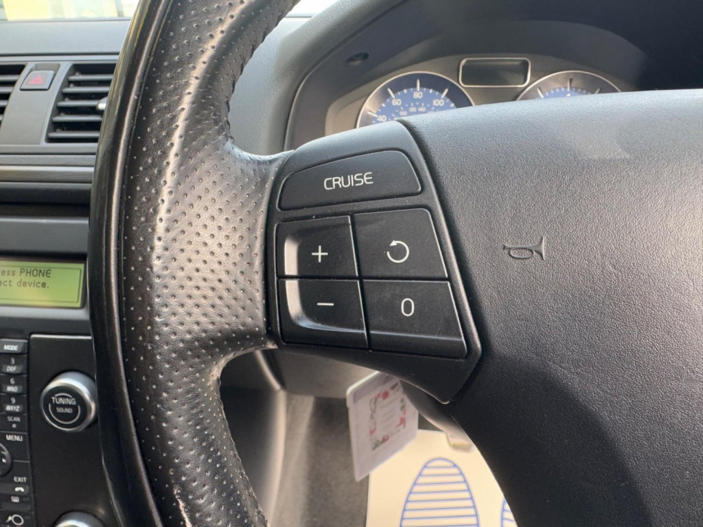 VOLVO C30