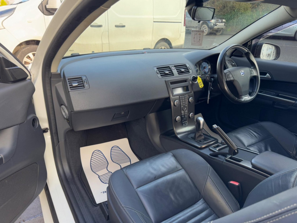 VOLVO C30