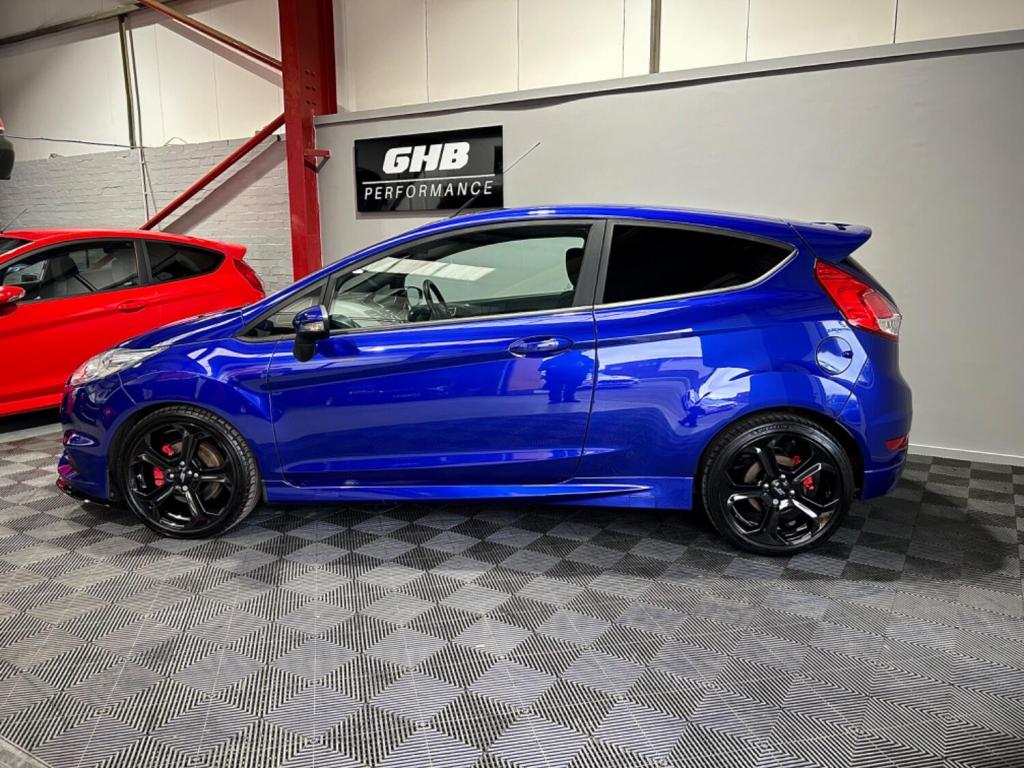 View FORD FIESTA 1.6 T EcoBoost ST-3