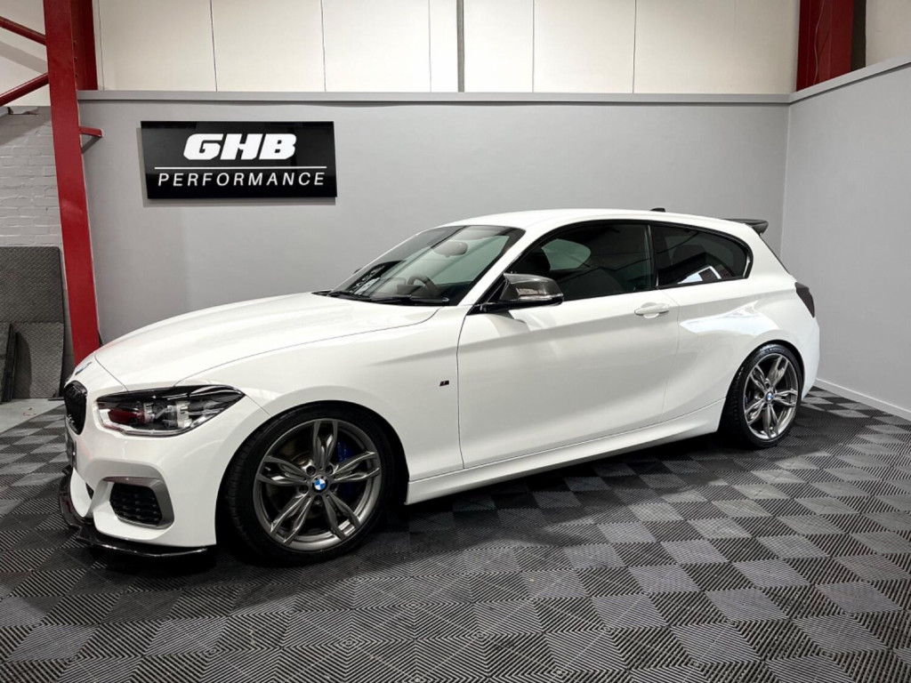 View BMW 1 SERIES 3.0 M140i 3-door