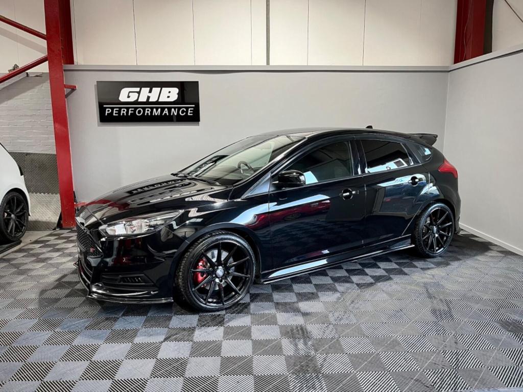 View FORD FOCUS 2.0 T EcoBoost ST-1 