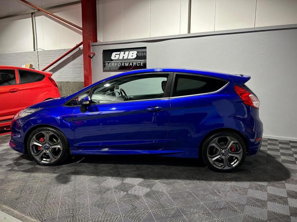 View FORD FIESTA 1.6 T EcoBoost ST-3 