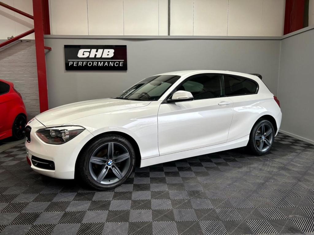 View BMW 1 SERIES Hatchback (2011 - 2015)
