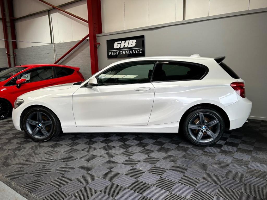 View BMW 1 SERIES Hatchback (2011 - 2015)